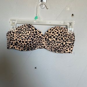 Victoria’s Secret The Knockout Bandeau 32C bikini top animal print swim summer